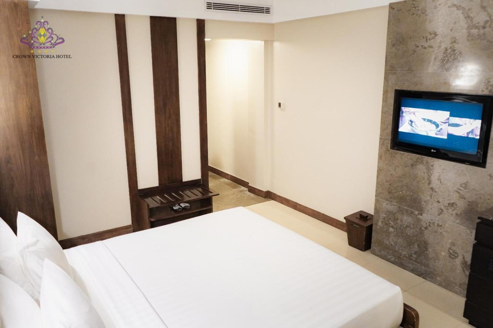 Crown Victoria Hotel Tulungagung Eksteriør bilde
